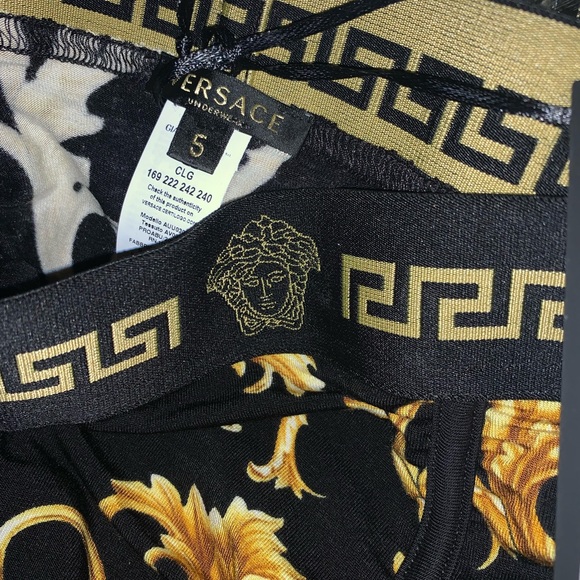 VERSACE - Picture 5 of 10